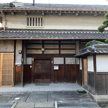 Old Japanese House Hotel Tondabayashi Bagian luar foto