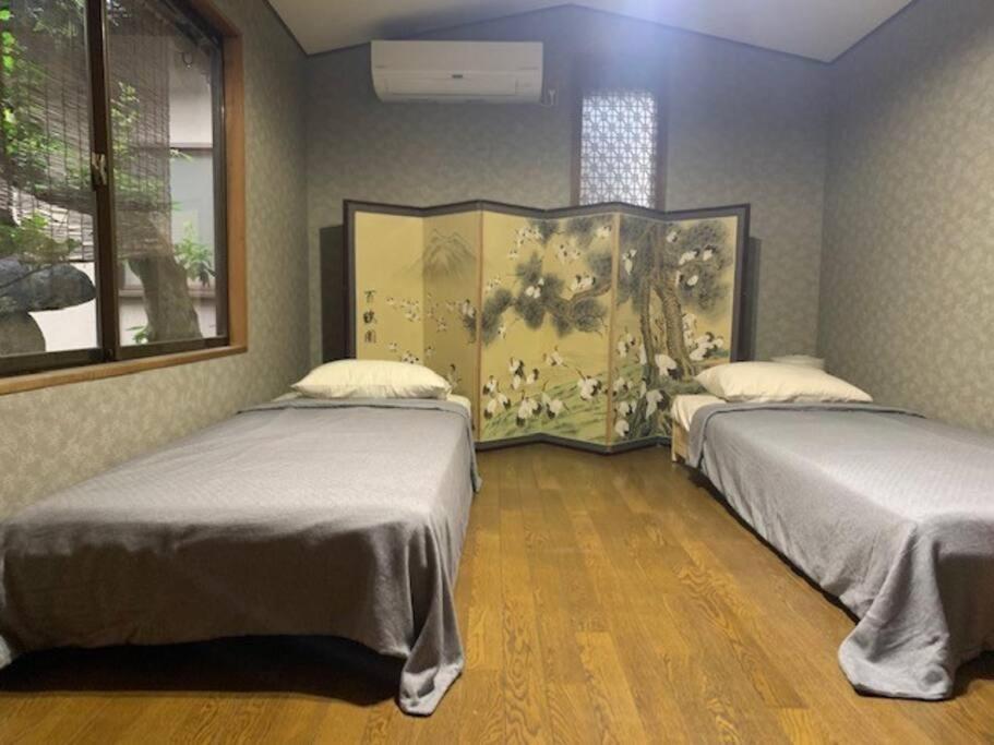 Old Japanese House Hotel Tondabayashi Bagian luar foto