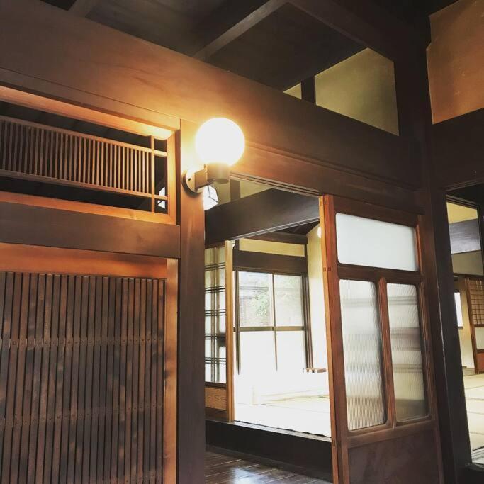 Old Japanese House Hotel Tondabayashi Bagian luar foto