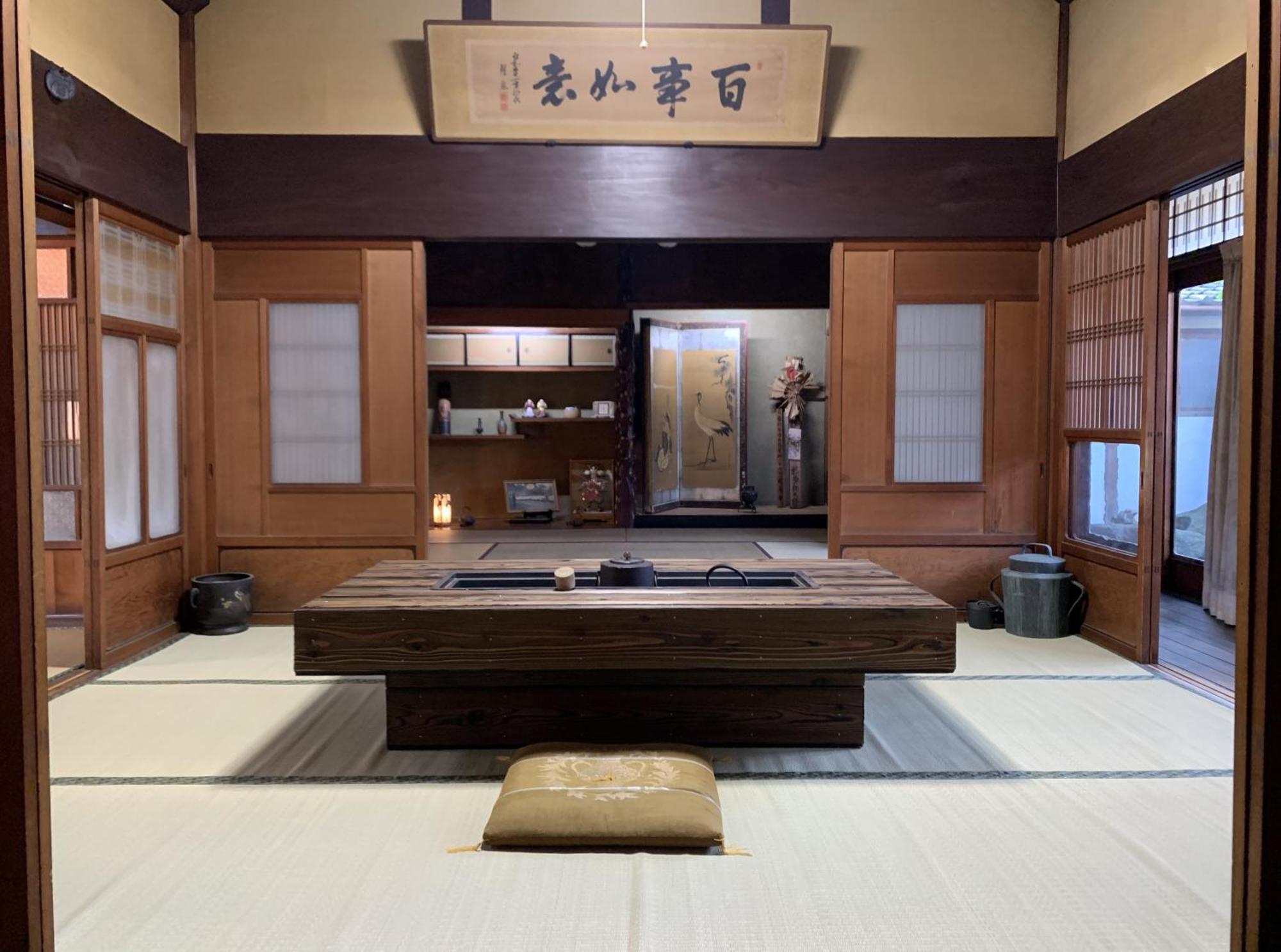 Old Japanese House Hotel Tondabayashi Bagian luar foto