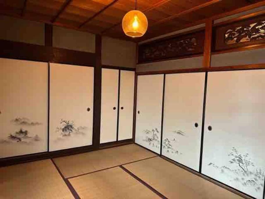 Old Japanese House Hotel Tondabayashi Bagian luar foto